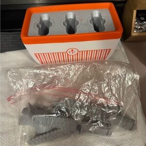 PAMPERED CHEF Quicksicle Maker Set with accessories